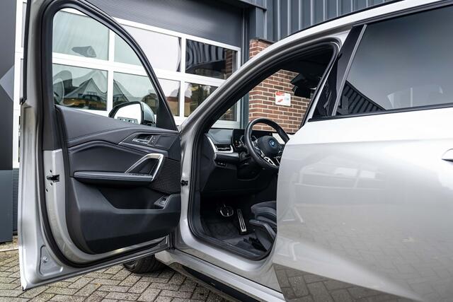 BMW X1 25e xDrive M Sport | Shadow | Driving Ass. Plus | Camera | Adapt. Led | Stoelverwarming | 18' Inch |