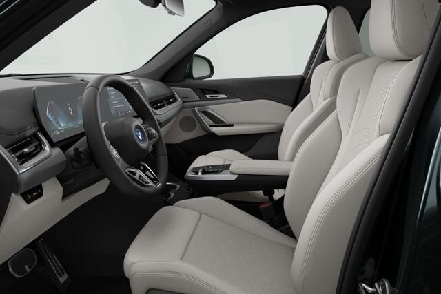 BMW X1 xDrive25e | M Sportpakket | Premium Pack | Travel Pack | Trekhaak