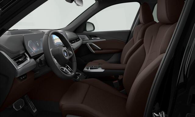 BMW X1 sDrive18i M-Sport Pro - Pano - Memoryzetel - Trekhaak - ACC - Head-Up