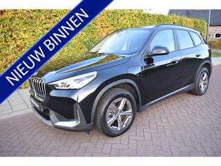 bmw-x1-xdrive30e-'23-326pk-4wd-sléc