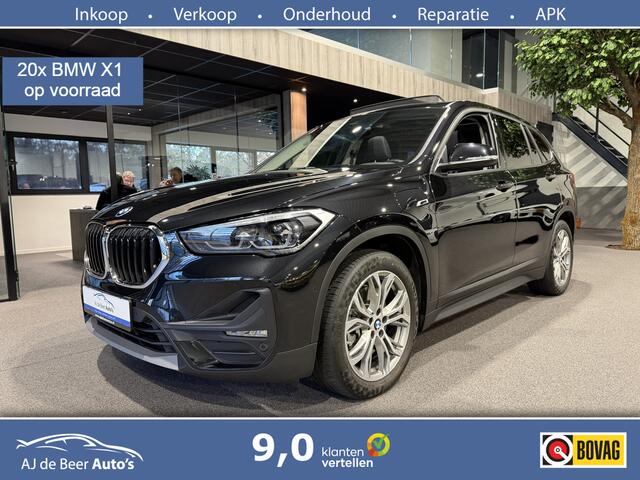 BMW X1 xDrive25e High Executive Sportline | Panorama | Camera | HUD | 4x4 | Stoelverwarming