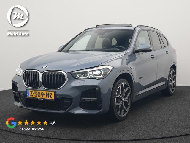 BMW X1 xDrive25e M Sport Plug In Hybrid Storm Bay Metallic 221pk Dealer O.H. PHEV | Panodak | Head Up | Adaptive Cruise | Camera | Stoelen & Stuur Verwarmd | Sfeerverlichting | Keyless | Navigatie | 19"L.M | DAB |