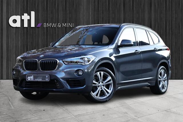 BMW X1 sDrive18i Sportline | AUT | Navi | LED | Keyless | Adap Criuise | Afn trekhaak | Stuurwielverwarming | DAB | Sportstoelen | Auto achterklep | etc.