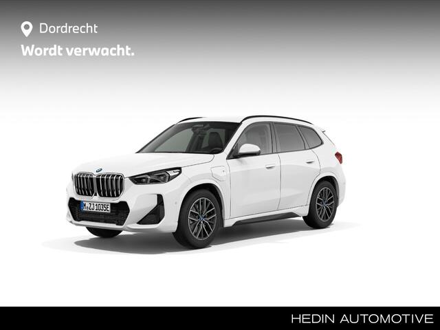 BMW X1 xDrive25e M-Sport | Trekhaak | Head-Up | Actief zetels | CoPilot | Harman Kardon