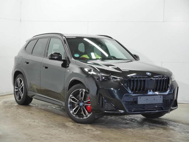 BMW X1 xDrive30e | M-Sport Pro | Panorama | Harman/kardon | Trekhaak | Stoel + stuurverw.