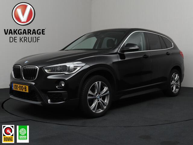 BMW X1 sDrive18i Centennial High Executive | Navigatie | LED | Trekhaak!