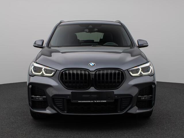 BMW X1 xDrive25e M-SPORT ** ADAPT. LED, ADAPT. CRUISE, NAVI+, PANORAMA, VERW. STUUR, 18-inch LMV ** 1e EIG - UNFALLFREI ** ** INFORMEER OOK NAAR ONZE AANTREKKELIJKE FINANCIAL-LEASE TARIEVEN **
