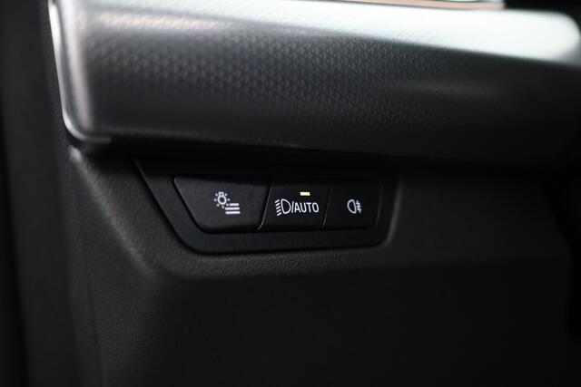 BMW X1 xDrive30e M Sport | Adapt. Cruise | H&K | Massage | Elek. Trekhaak | Pano | HUD | 360cam