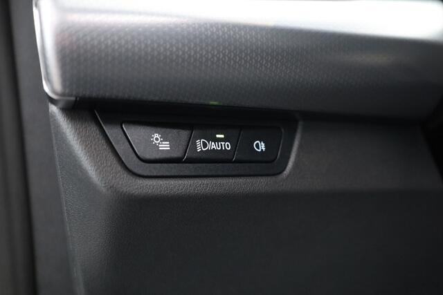 BMW X1 xDrive30e M Sport | Pano | HUD | 360cam | H&K | Elek. Stoelen | Adapt. Cruise | 20''