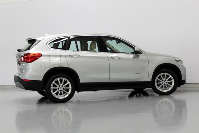 BMW X1 sDrive18i Executive 136PK, LED | LEER | NAVIGATIE | PARK.SENSOREN | CRUISE CONTROLE