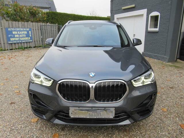 BMW X1 sDrive18i SPORTLINE ** LED, NAVI+, HALF-LEDER, TREKH, PRIVACY, ELECTR. A-KLEP ** 1e EIG - UNFALLFREI - 47 dkm (!) ** ** INFORMEER OOK NAAR ONZE AANTREKKELIJKE FINANCIAL-LEASE TARIEVEN **