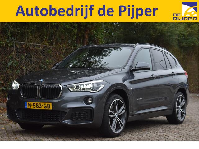 BMW X1 xDrive20i High Executive 4x4 M-Sport | Sportstoelen | Camera | Afn.haak | Keyless | Sfeerverl. | Navi | Full LED | 19" velgen