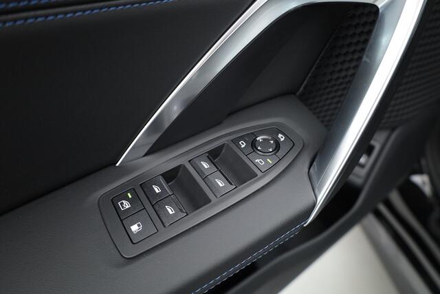 BMW X1 xDrive25e M Sport | Adapt. Cruise | 360cam | Elek. Trekhaak | H&K | Massage