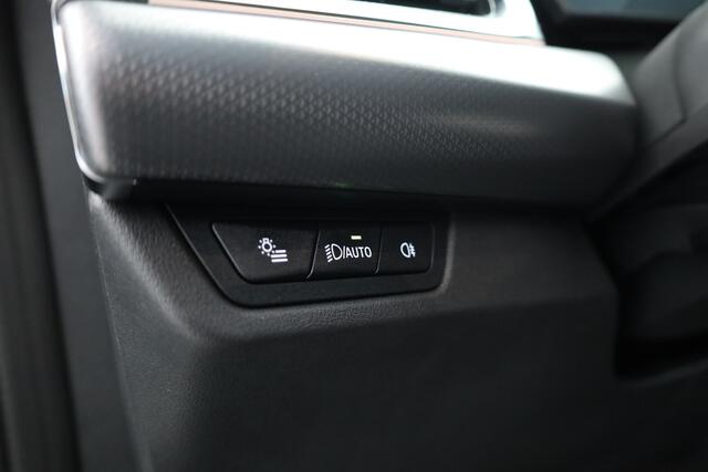 BMW X1 xDrive25e M Sport | Adapt. Cruise | 360cam | Elek. Trekhaak | H&K | Massage