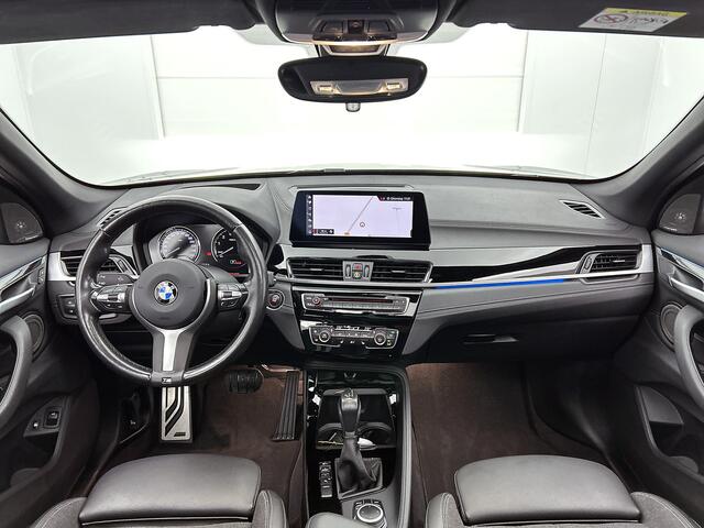 BMW X1 xDrive25e Business Edition Plus / M Sport pack / Head-up display / Panoramisch dak / Harman-kardon sound / Trekhaak