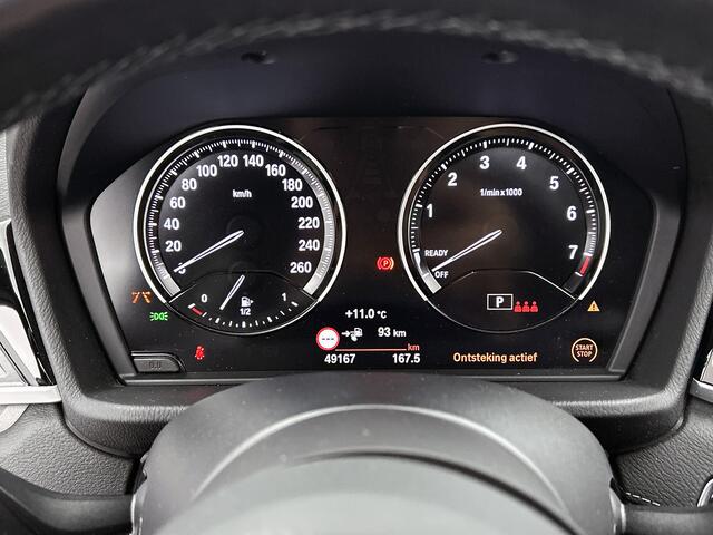 BMW X1 xDrive25e Business Edition Plus / M Sport pack / Head-up display / Panoramisch dak / Harman-kardon sound / Trekhaak