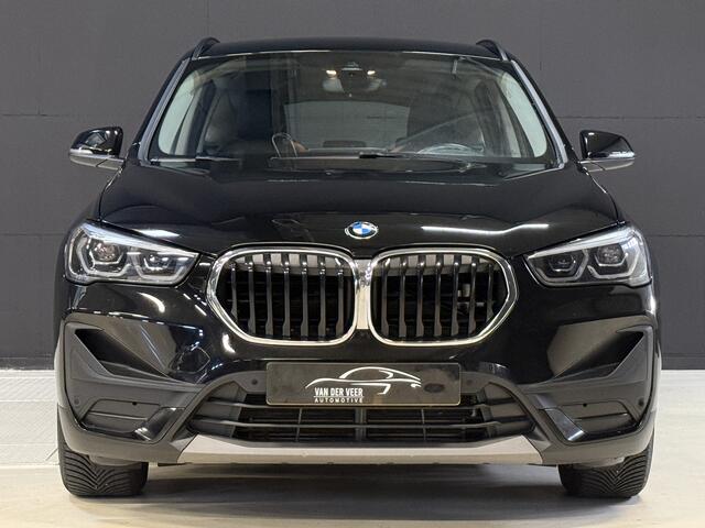 BMW X1 xDrive25e | NL auto | Leder | Carplay | Head-Up | Stoelverwarming | Full LED | Dealer onderhouden