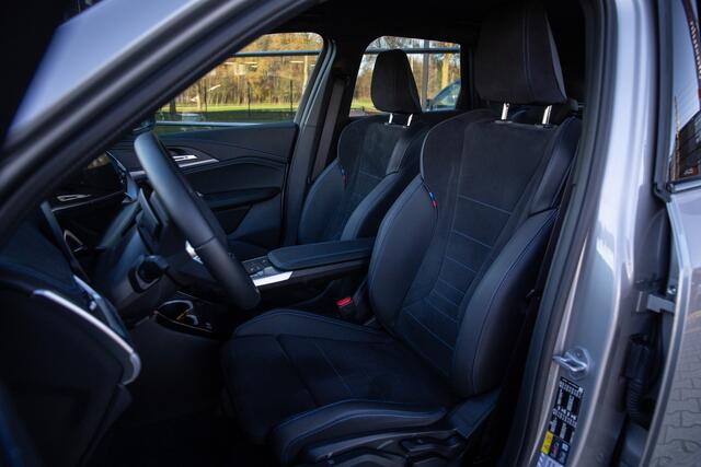 BMW X1 sDrive18i M-sport , Draadloze lader, Keyless entry, Achteruitrijcamera,