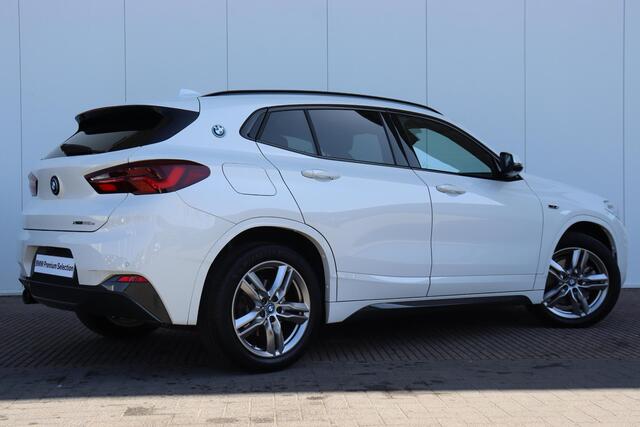 BMW X2 xDrive25e M Sportpakket/ Stuurverwarming/ Comfort Access/ Achteruitrijcamera/ Sportstoelen/ Stoelverwarming