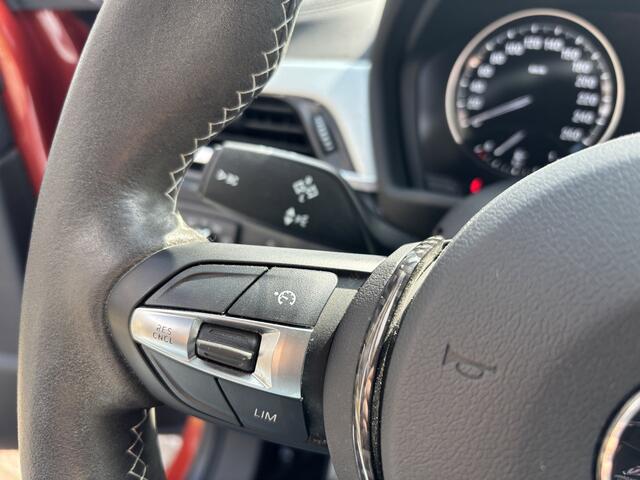 BMW X2 sDrive20i M-Sport Automaat High Executive Full LED / Navigatie / SP-Interieur