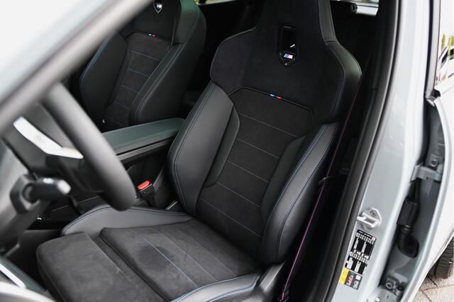 BMW X2 iX2 eDrive20 High Executive M Sport / Panoramadak / Trekhaak / M Sportstoelen / Head-Up Display / Memory / Harman Kardon / Comfort Access / 20" LMV