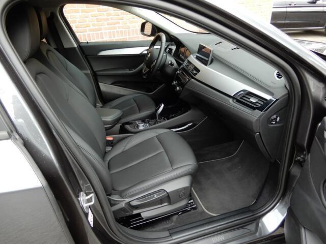BMW X2 SDRIVE18I HIGH EXECUTIVE automaat