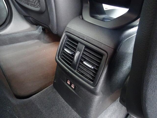 BMW X2 xDrive25e Exe. M-Sportpakket Sportstoelen Ada. LED Navigatie Extra-Getintglas Park-Ass. 19''LM Velgen