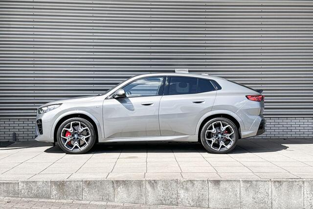 BMW X2 iX2 xDrive30 M Sportpakket Pro / Comfort Pack / Premium Pack / 20 Inch
