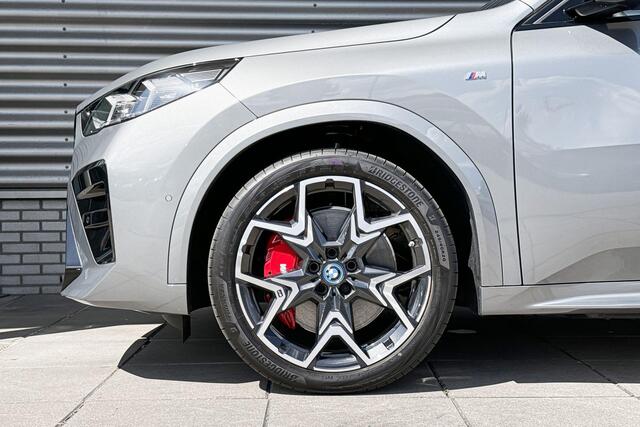 BMW X2 iX2 xDrive30 M Sportpakket Pro / Comfort Pack / Premium Pack / 20 Inch