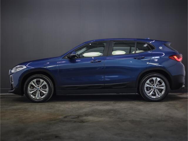 BMW X2 xDrive25e Executive | Camera | Stoelverwarming |