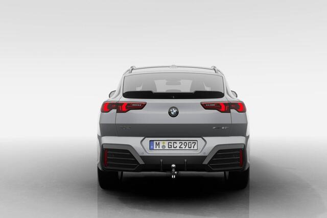 BMW X2 sDrive20i | M Sport Pro | Premium Pack | Comfort Pack | Trekhaak