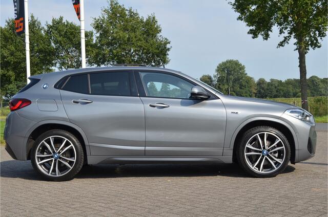 BMW X2 xDrive25e M-Sport Pano | a.Camera | Carplay | 19'' LMV | Leer | Stoelverwarming | Getint glas