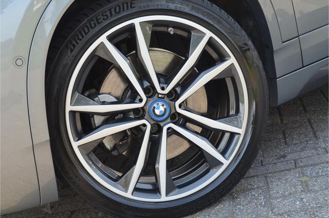 BMW X2 xDrive25e M-Sport Pano | a.Camera | Carplay | 19'' LMV | Leer | Stoelverwarming | Getint glas