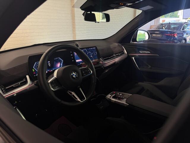 BMW X2 sDrive20i M-Sport Pro Pano Alcantara Camera Keyless 19''