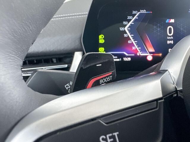 BMW X2 sDrive20i M Sportpakket Pro / Innovation Pack / Comfort Pack / Panoramadak / Trekhaak