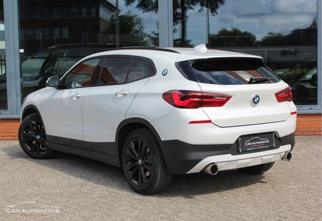 BMW X2 xDrive25e Pano Camera Carplay Stoelverwarming