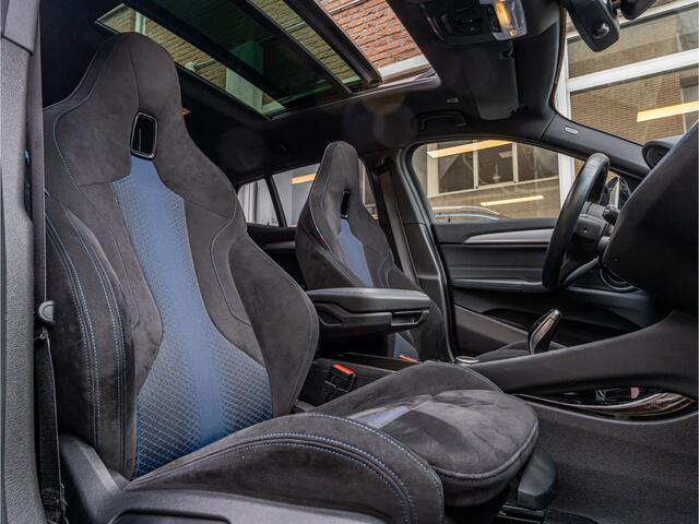 BMW X2 sDrive20i High Exe M-Sport ORG NL PANO HUD ELEK SCHAALSTOEL CAMERA 19 INCH BOMVOL!!