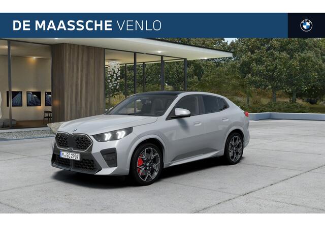 BMW X2 sDrive20i High Executive M Sport Automaat / Panoramadak / Trekhaak / Sportstoelen / Parking Assistant Plus / Head-Up / Comfort Access / M Adaptief onderstel
