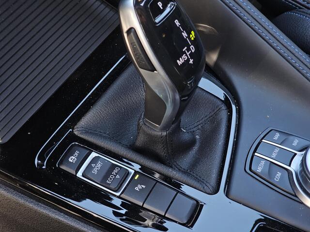 BMW X2 sDrive20i High Executive / PANO / HUD / M-SPORT