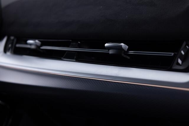 BMW X2 iX2 eDrive20 67 kWh M-Sport | Head-Up | harman/kardon **Dinsdag 30 SEPT. GESLOTEN IVM TEAMBUILDING-DAG**