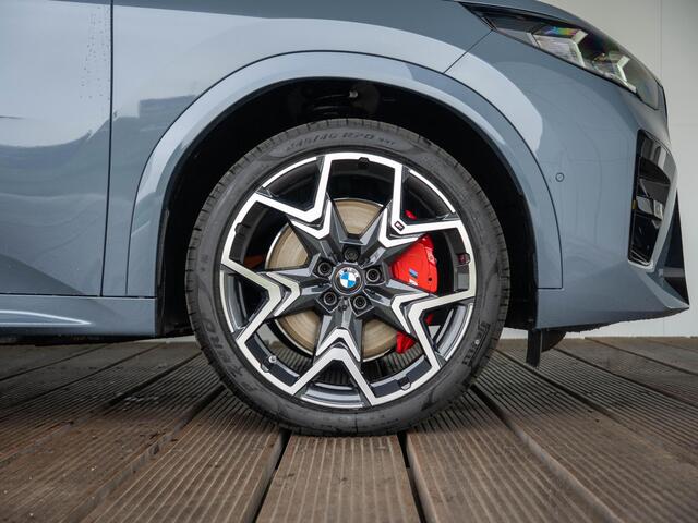 BMW X2 iX2 eDrive20 | M Sportpakket Pro | Innovation Pack | Verwarmd Stuurwiel | Harman-Kardon | Comfort Access | Panoramadak | Stoelverwarming | Head-Up Display | Trekhaak