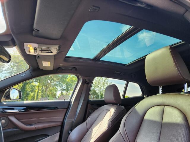 BMW X2 xDrive25e High Executive M-sport, Panorama, Harman kardon, Sportstoelen