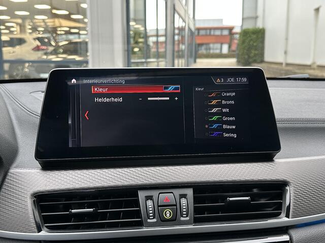 BMW X2 xDrive25e Business Edition Plus | NL-Auto/M-Sport/Carplay/Navi/Leder/Pano-Dak/19-inch/Sportstoelen/Head-Up/Sfeerverlichting