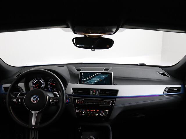 BMW X2 sDrive20i High Executive M-Pakket | ACC | Achteruitrijcamera | HARMAN KARDON!