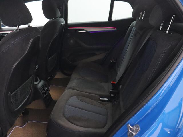 BMW X2 sDrive20i High Executive M-Pakket | ACC | Achteruitrijcamera | HARMAN KARDON!