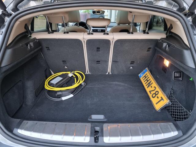 BMW X2 xDrive25e High Executive | Fabr.garantie 07-2026 | Panorama | Leder | 22dkm!