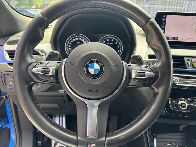 BMW X2 sDrive20i Exec. Edition M-Pakket Automaat Panoramadak / Sport-int. / Camera