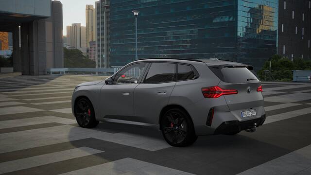 BMW X3 20 xDrive M Sport Automaat / Panoramadak / Trekhaak / Sportstoelen / Parking Assistant Plus / Adaptieve LED / Comfort Access