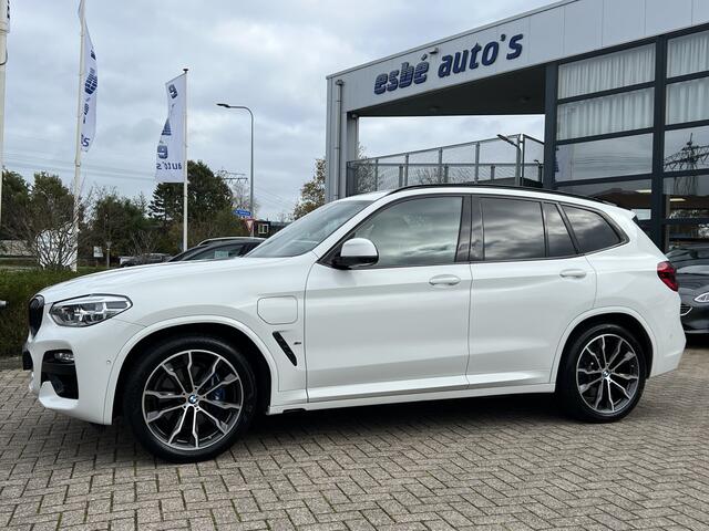 BMW X3 xDrive30e M-Sport Navigatie Trekhaak Rondzicht Camera Life Cockpit Prof Head Up Dab 20 Inch Velgen Getint Glas Plug In Hybride 1e Eigenaar