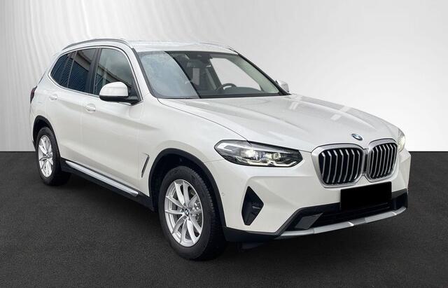 BMW X3 xDrive20d 190 PK Live Cockpit Sportstoelen Leder Stoelverwarming 18 Inch